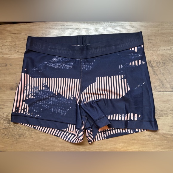 BUNDLE Under Armour Spandex Shorts Women’s Size Large/XL - Picture 2 of 6